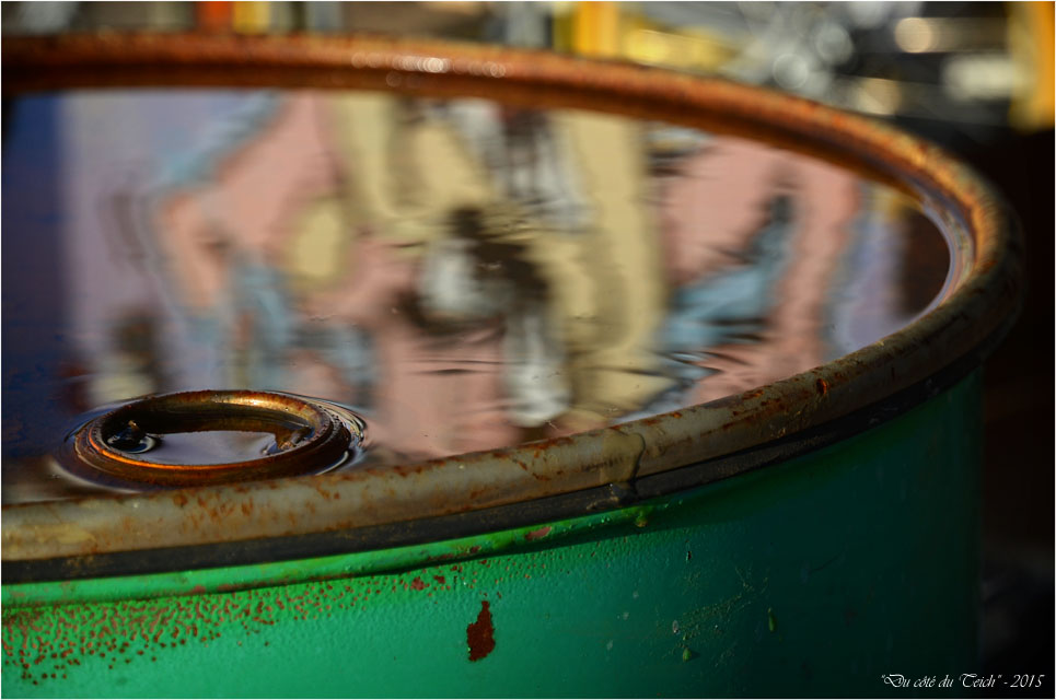 BLOG-DSC_33083-reflet tag sur fut rouillé