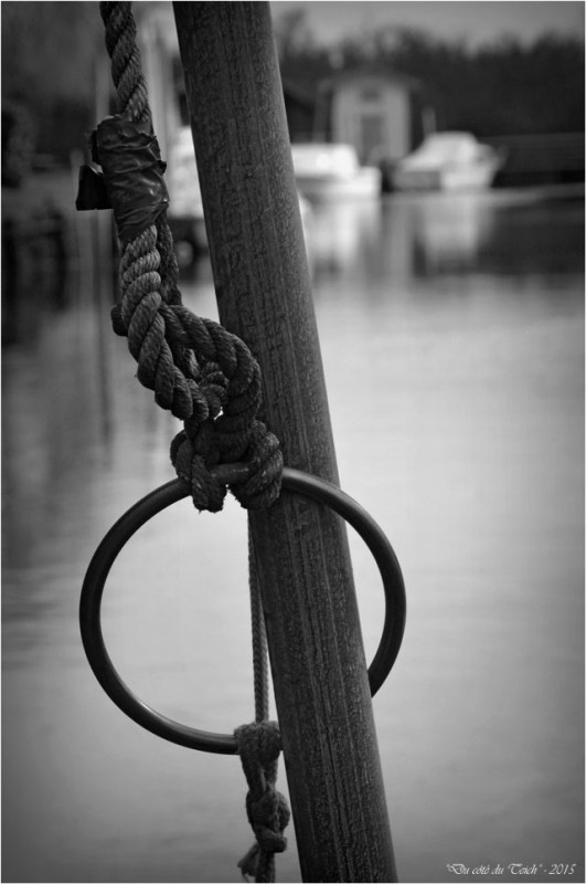 BLOG-DSC_34073-quai port Biganos N&B