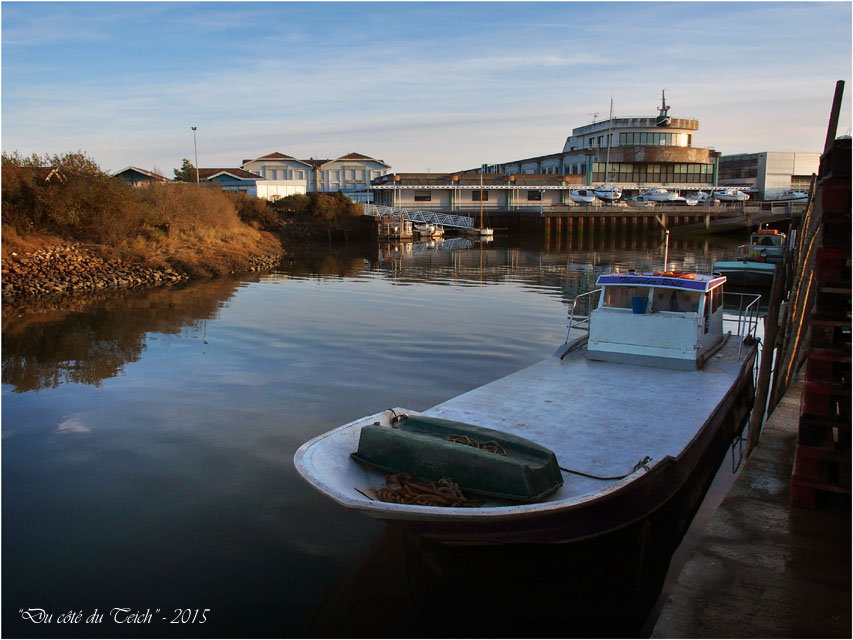 blog-pc122992-port-barbotière-et-lycée-de-la-mer.jpg