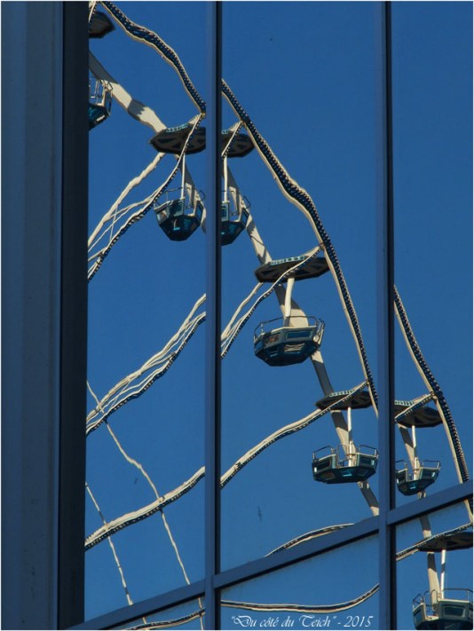 blog-pc223273-reflet-grande-roue-arcachon.jpg