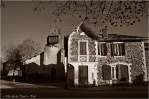 blog-pc027378-maison-et-eglise-notre-dame-de-moustey-pa03-sepia
