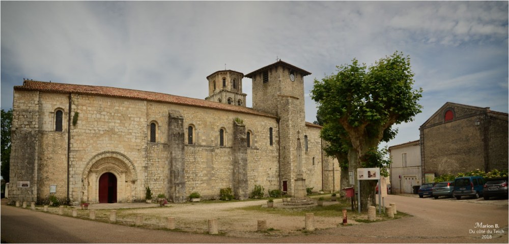 BLOG-DSC_44042-43-église St Pierre de Vertheuil