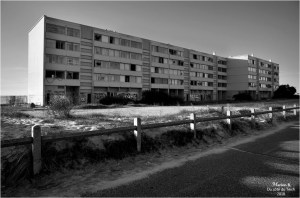 BLOG-DSC_44502-immeuble le Signal Soulac 2 N&B