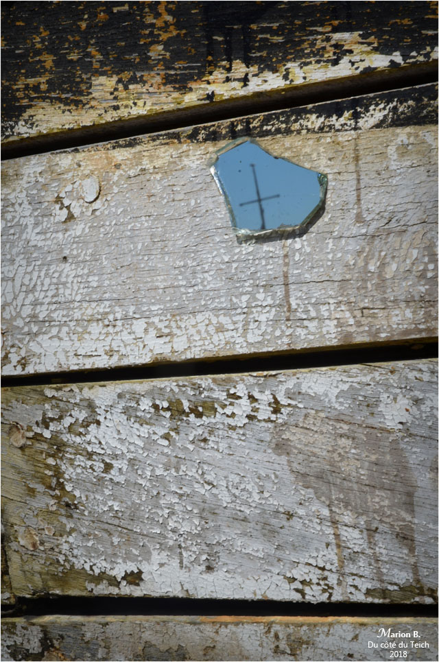 BLOG-DSC_44939-reflet miroir brisé.jpg