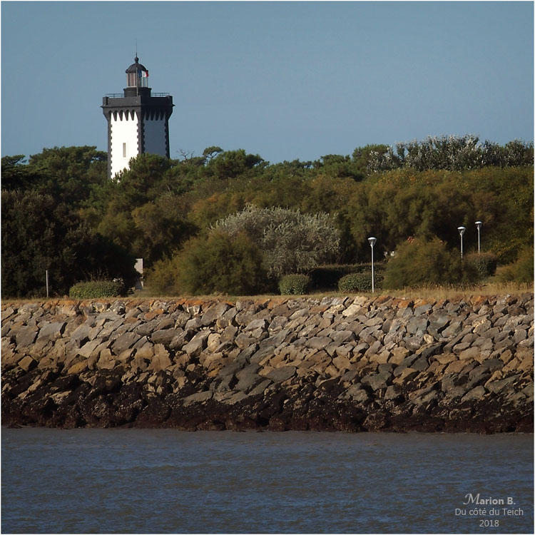 BLOG-P9083515-phare et quai port Bloc le Verdon pointe de Grave