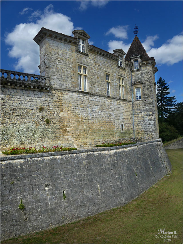 BLOG-P1040374-château Cazeneuve 33